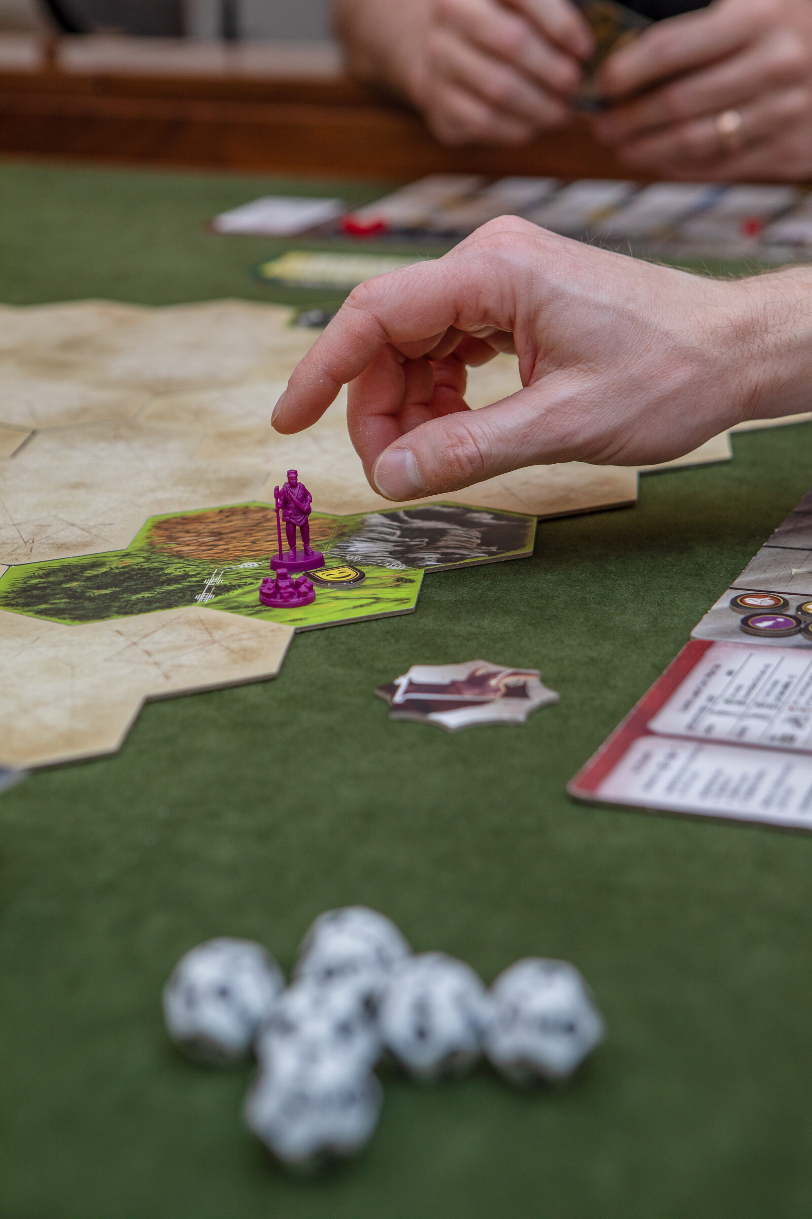 Clash of Cultures — placing purple miniature on hex tile