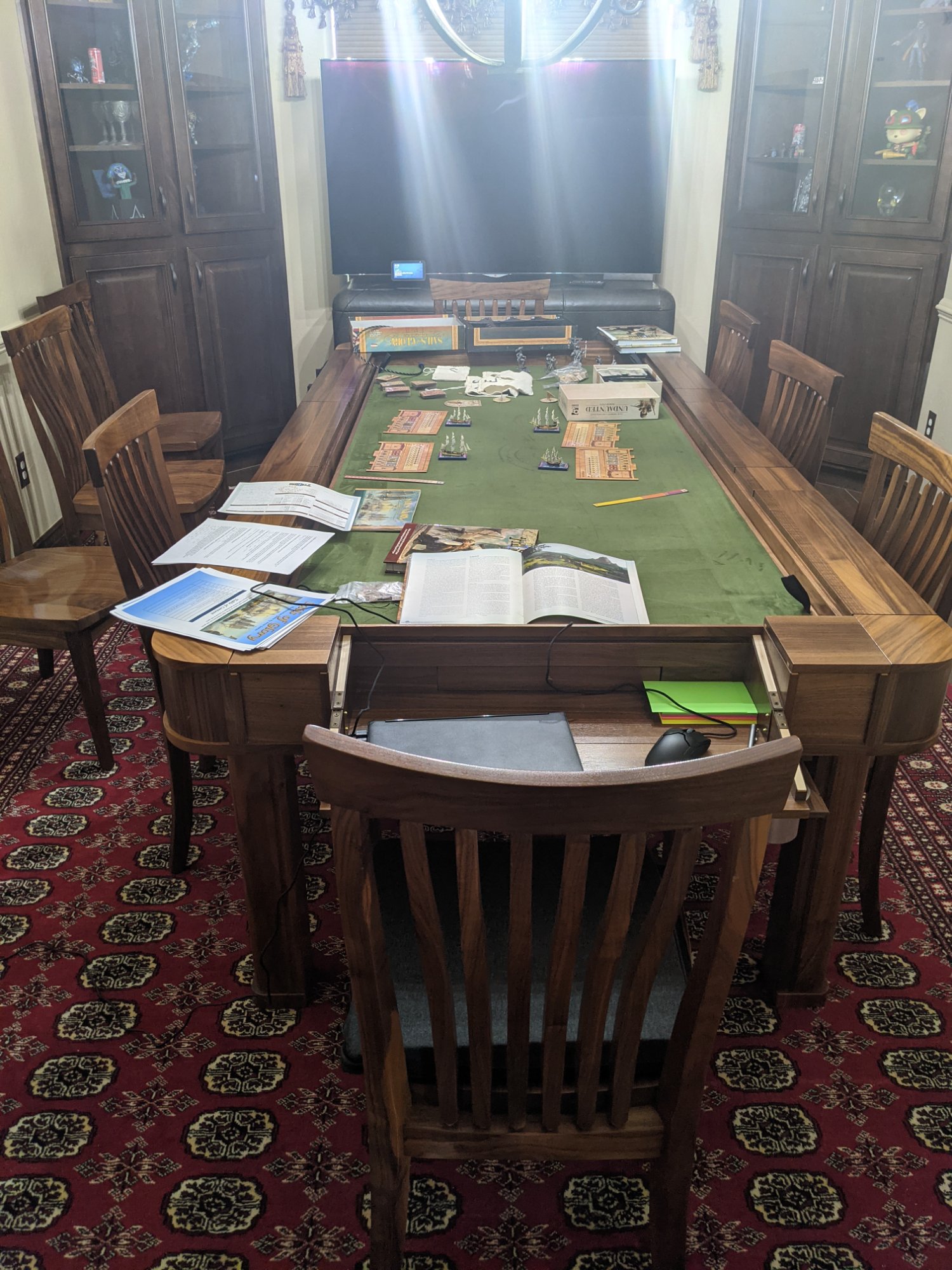 Game table in play